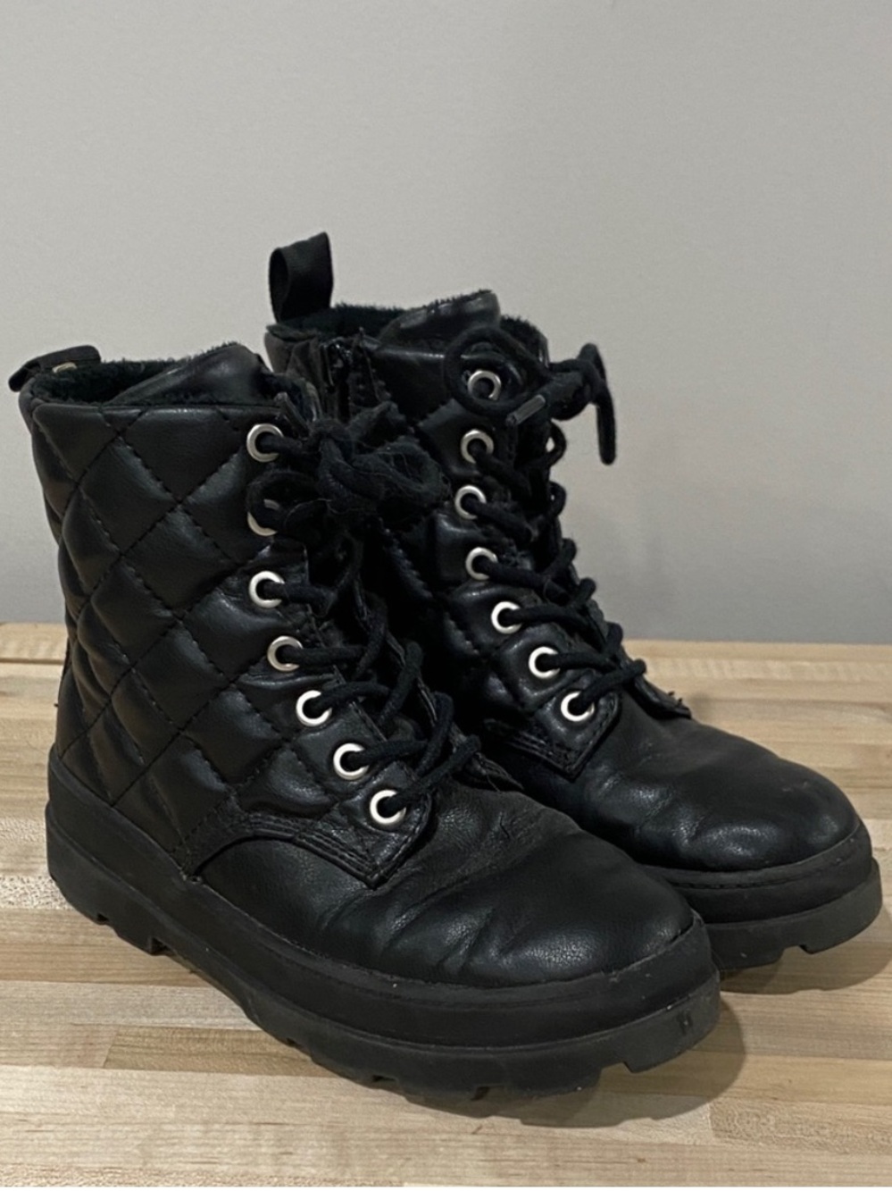 Girls H&M Black Quilted Combat Boots Size 13.5
